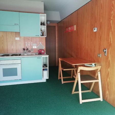 Finestra Sul Bosco - Monolocale Marilleva 1400 Apartment Bagian luar foto
